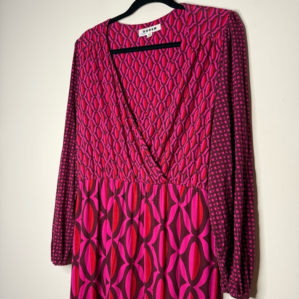 BODEN Jersey Maxi Wrap Dress in Geo Valley - Picture 4 of 11